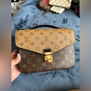 Louis Vuitton Reverse Monogram Pochette Metis